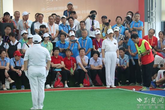 4 開(kāi)始擊球_副本.jpg.jpg